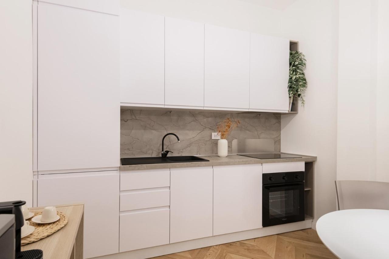 Easylife - Oasi Di Stile A 10Min Dal Duomo Daire Milano Dış mekan fotoğraf