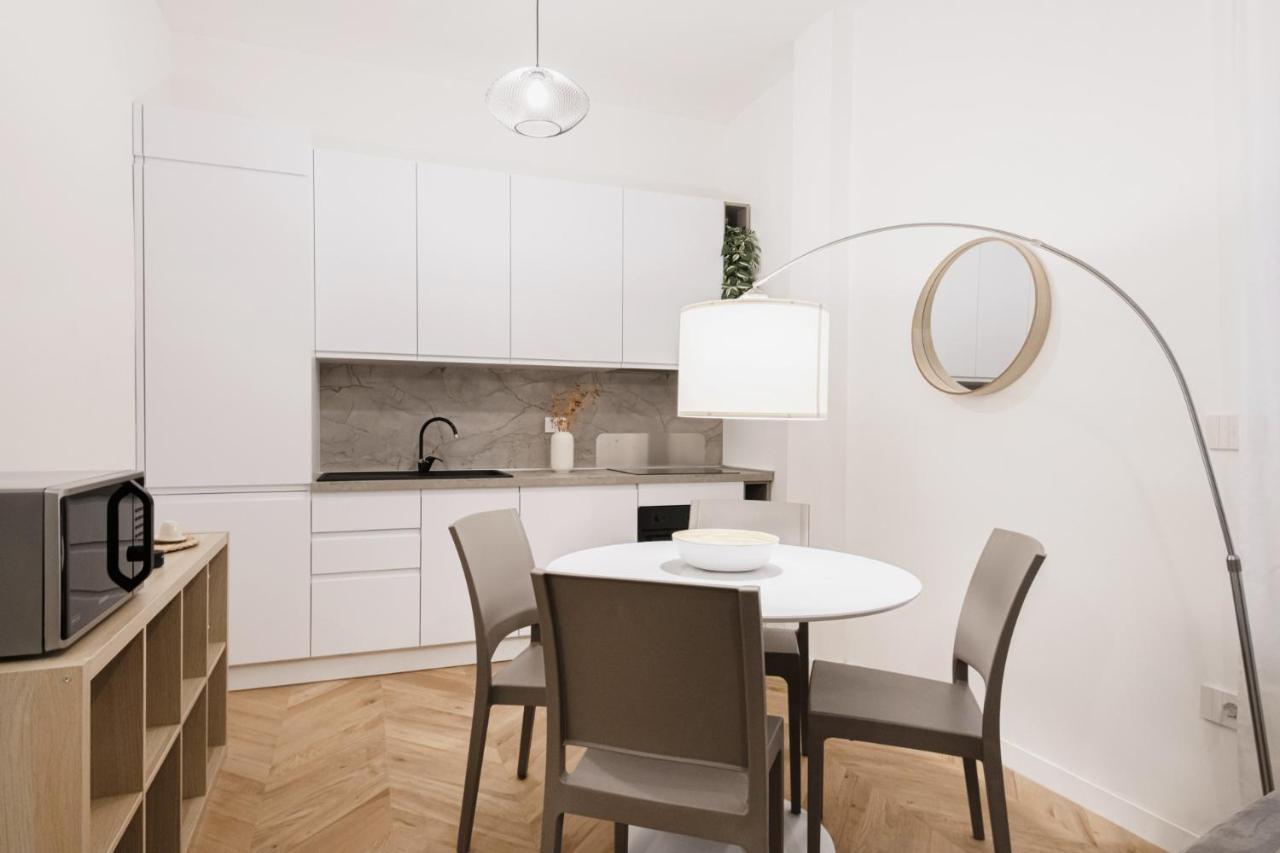 Easylife - Oasi Di Stile A 10Min Dal Duomo Daire Milano Dış mekan fotoğraf